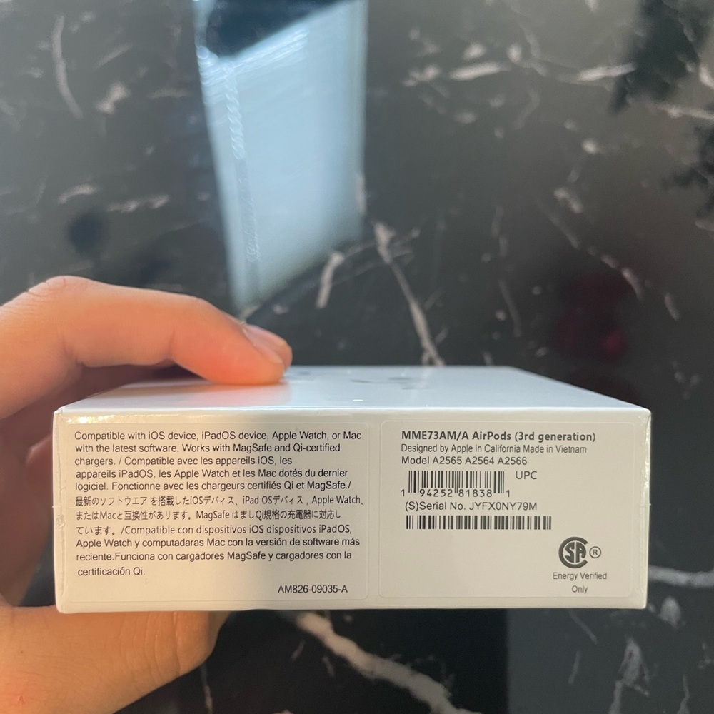 AirPod 3’s - Picture 5 of 6